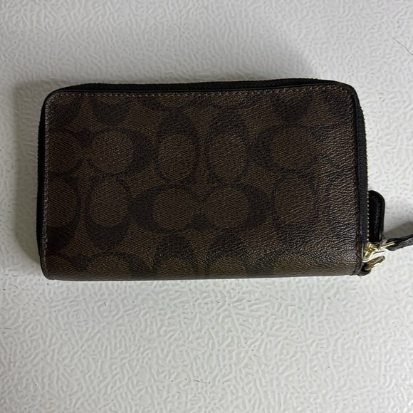 Coach Brown Wallet - Picture 2 of 8